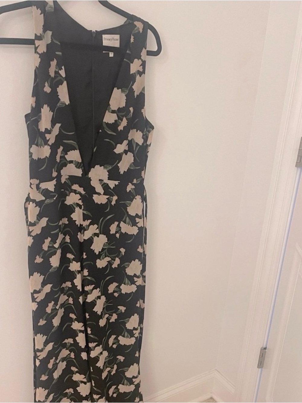 Privacy Please Floral Wide Leg Jumpsuit Deep V Belted Size M
